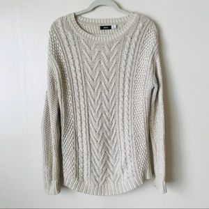 White cable knit BDG sweater